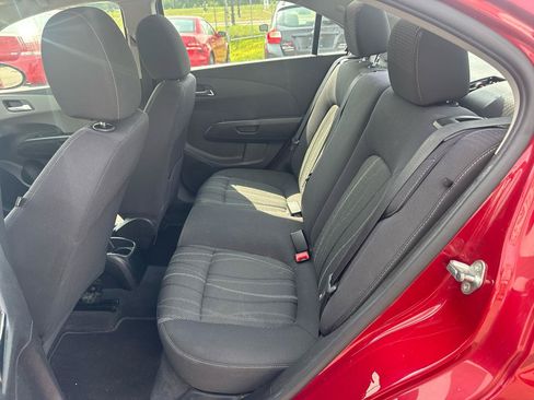 Used 2015 Chevrolet Sonic LT FWD image 11