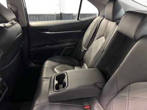 Used 2018 Toyota Camry XLE w/ Audio Package image 28