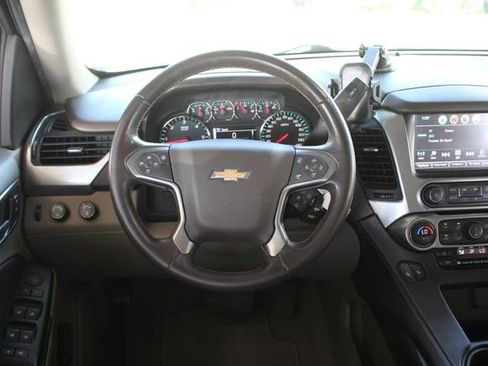 Used 2018 Chevrolet Tahoe LT image 24