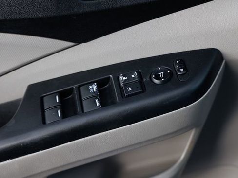 Used 2014 Honda CR-V LX image 45