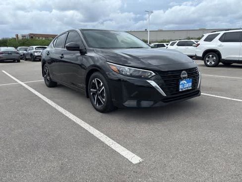 Used 2024 Nissan Sentra SV image 7
