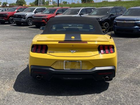 Used 2024 Ford Mustang Premium RWD image 5