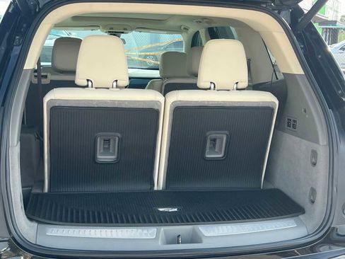 Used 2021 Cadillac XT6 Premium Luxury image 13