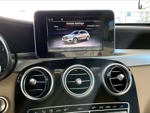 Used 2019 Mercedes-Benz GLC 300 image 33