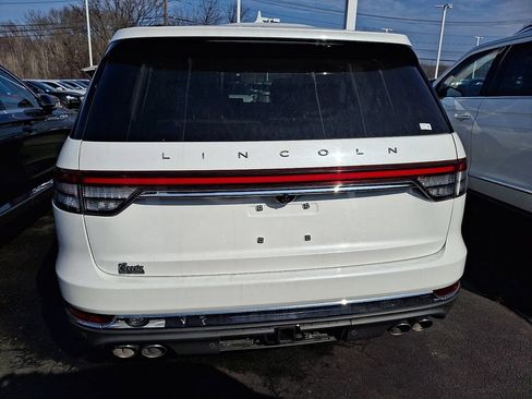 Used 2020 Lincoln Aviator Reserve w/ Equipment Group 201A image 5