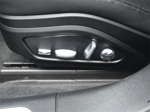 Used 2018 Porsche Panamera 4S image 20