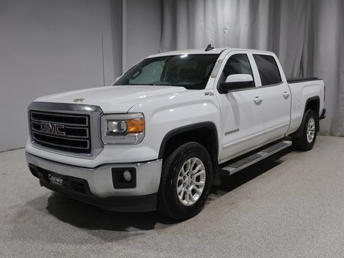 Used 2015 GMC Sierra 1500 SLE w/ SLE Value Package AWD/4WD image 7