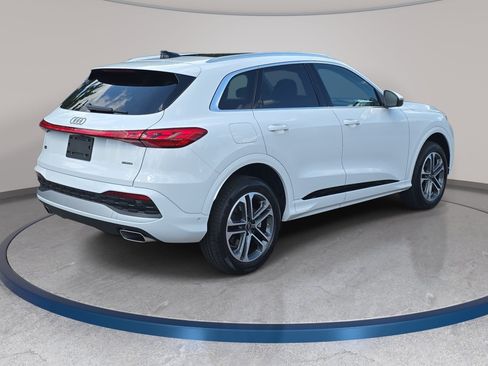 New 2026 Audi Q5 Premium AWD/4WD image 5