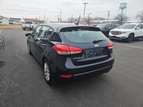 Used 2017 Kia Forte LX w/ Option Group 020 image 5