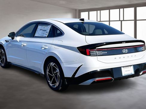 New 2026 Hyundai Sonata SEL image 3