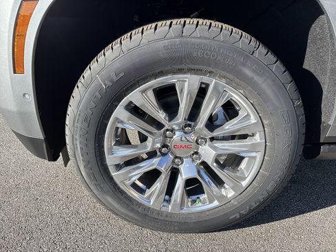 New 2026 GMC Yukon XL Denali w/ Sun & Power Step Package image 13