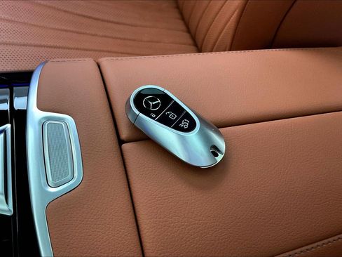 Certified 2023 Mercedes-Benz S 500 4MATIC image 35