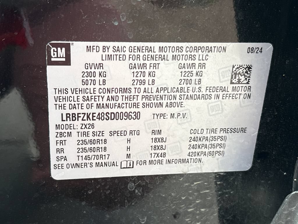 Used 2025 Buick Envision Preferred AWD/4WD image 33