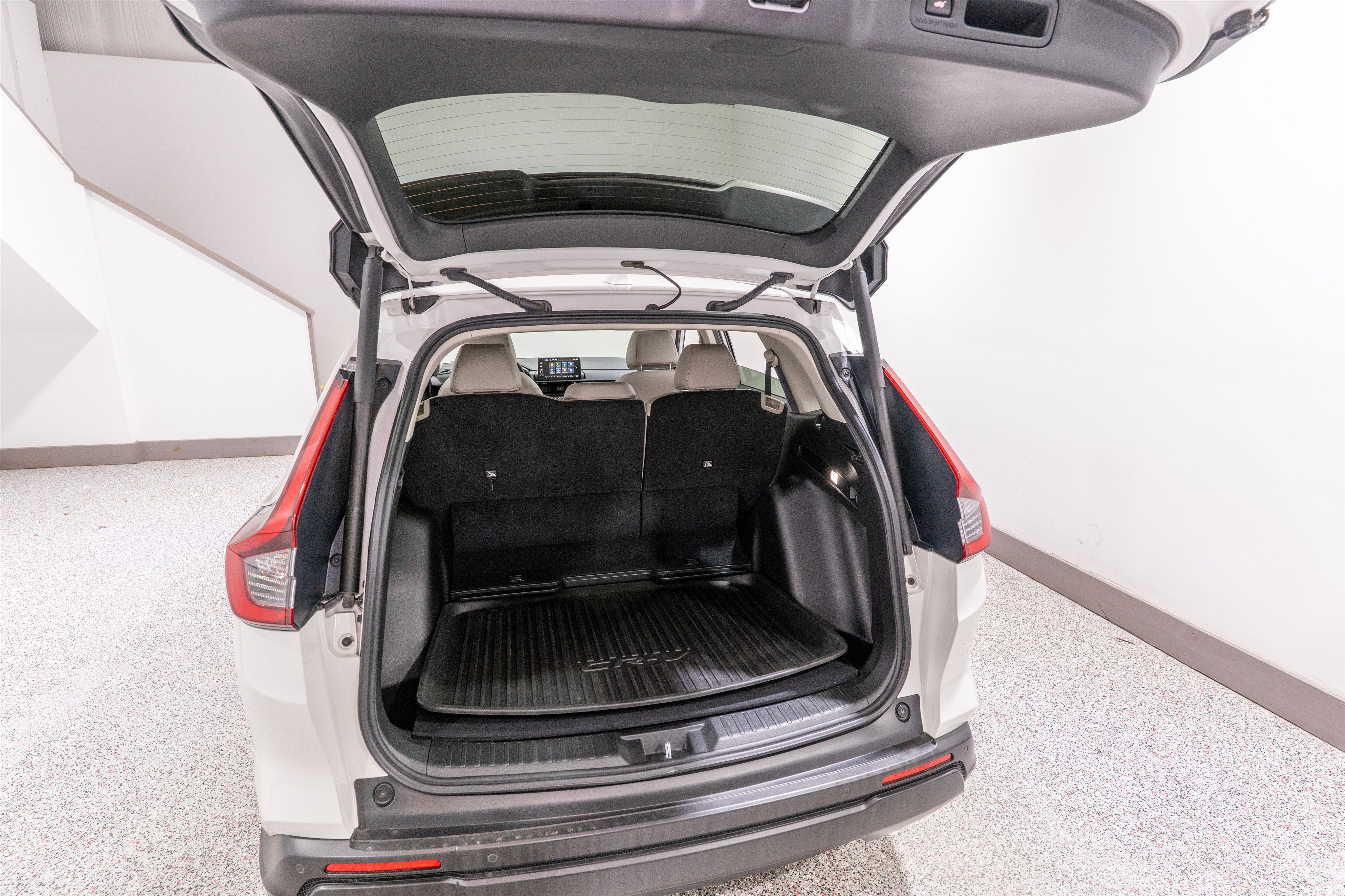 Used 2025 Honda CR-V EX-L image 32