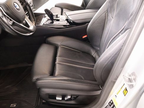 Used 2019 BMW 540i xDrive w/ Convenience Package image 12
