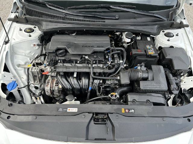 Used 2024 Hyundai Elantra Limited FWD image 27