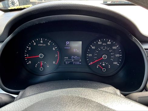 Used 2023 Kia Rio LX FWD image 9