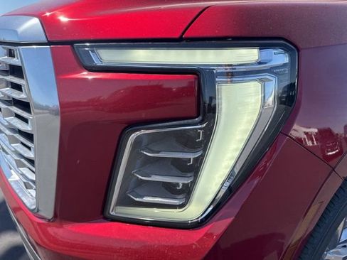 New 2026 GMC Yukon XL Denali w/ Sun & Power Step Package AWD/4WD image 19