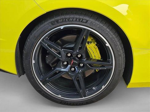 Used 2023 Chevrolet Corvette Stingray Convertible w/ 1LT RWD image 16