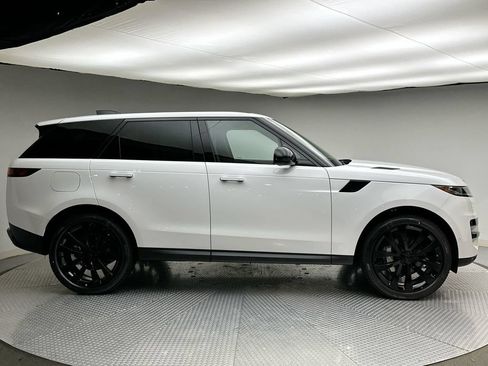 New 2026 Land Rover Range Rover Sport SE AWD/4WD image 4