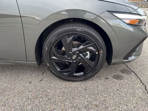 New 2026 Hyundai Elantra SEL Sport Premium image 40