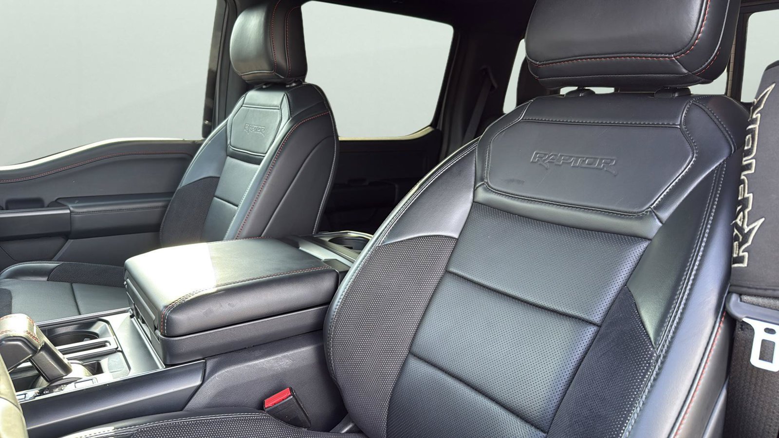 Used 2024 Ford F150 Raptor AWD/4WD image 18