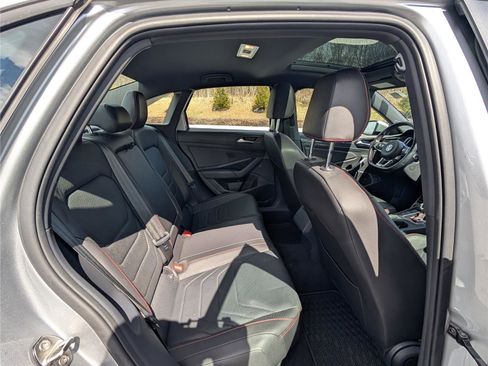 Used 2020 Volkswagen Jetta GLI Autobahn image 11