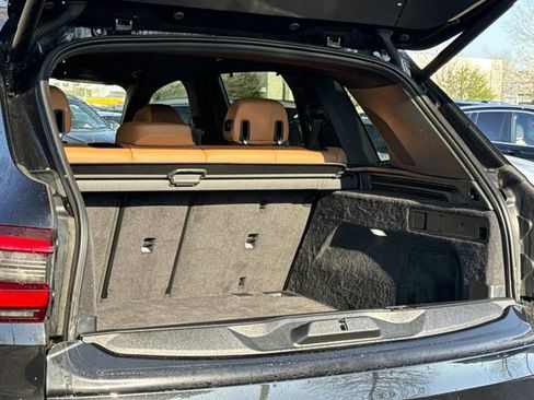 Certified 2023 BMW X5 xDrive40i w/ Executive Package image 11