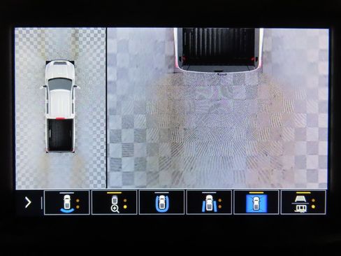 Used 2021 GMC Sierra 2500 Denali w/ Denali Black Diamond Edition image 17