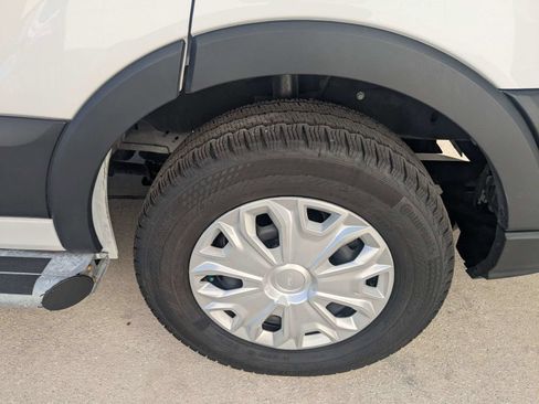 Used 2025 Ford Transit 250 Low Roof w/ Exterior Upgrade Package RWD image 10