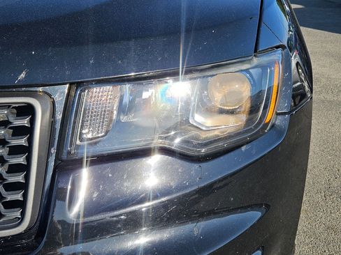 Used 2020 Jeep Grand Cherokee Trailhawk AWD/4WD image 12
