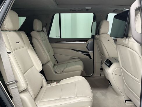 Used 2026 Cadillac Escalade Platinum Sport w/ LPO, ONYX Package AWD/4WD image 21
