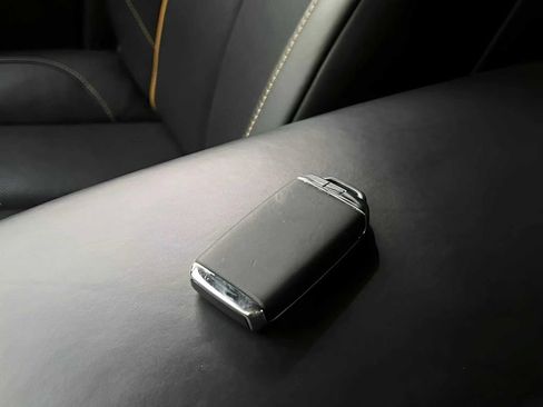 Certified 2021 Rolls-Royce Cullinan image 13