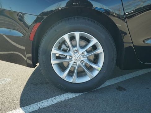 New 2026 Chrysler Pacifica Select FWD image 39