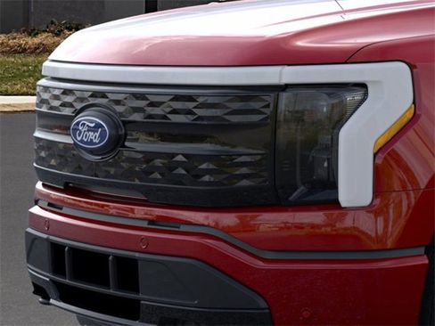 New 2025 Ford F150 Lightning Platinum image 17