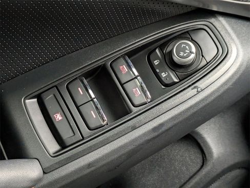 Certified 2023 Subaru Crosstrek 2.5i Limited w/ Moonroof Package image 25