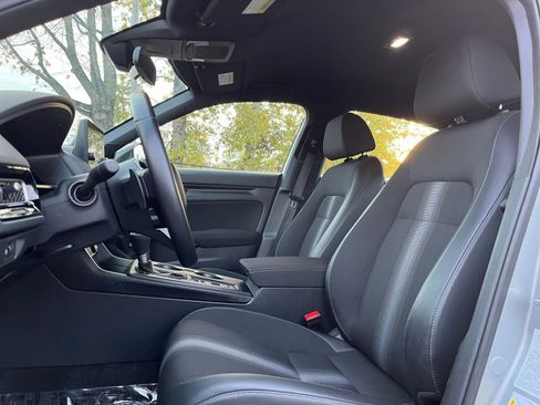 Used 2025 Honda Civic Sport image 24