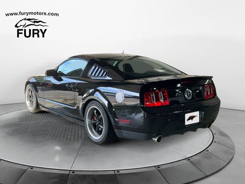 Used 2007 Ford Mustang GT RWD image 5
