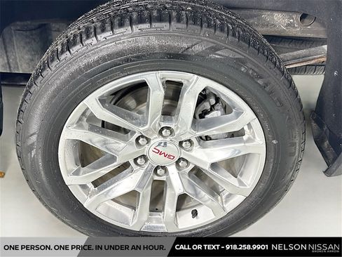 Used 2019 GMC Sierra 1500 SLT image 32