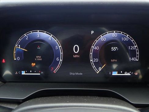 New 2025 Jeep Grand Cherokee L Overland w/ Luxury Tech Group IV image 28