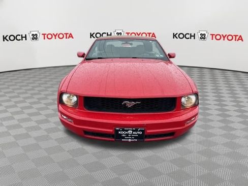 Used 2008 Ford Mustang Deluxe image 2