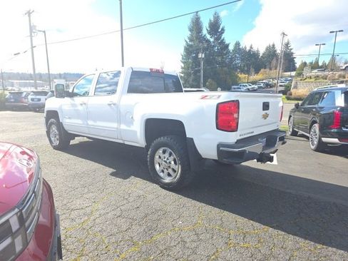 Used 2015 Chevrolet Silverado 2500 LT w/ LT Convenience Package image 7