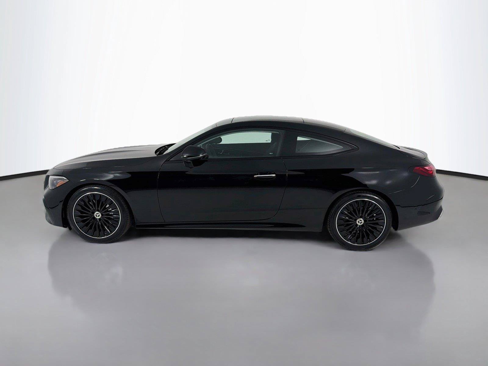 Used 2026 Mercedes-Benz CLE 300 4MATIC Coupe image 2