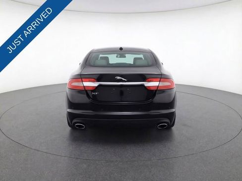 Used 2012 Jaguar XF image 2