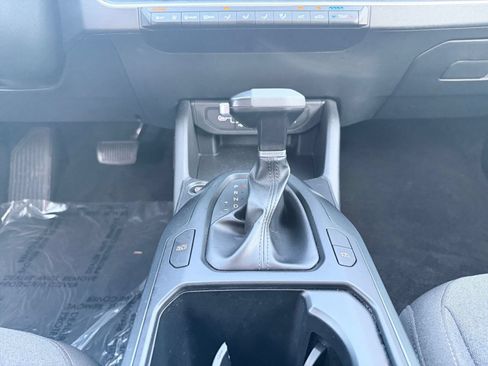 Used 2025 Kia K4 FWD image 40