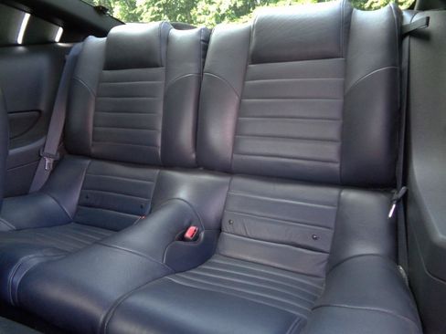 Used 2007 Ford Mustang GT RWD image 17