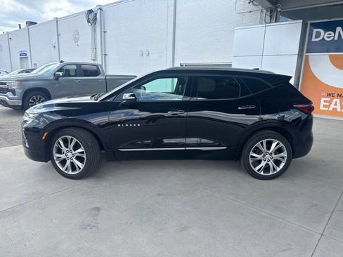 Used 2019 Chevrolet Blazer Premier w/ Sun and Wheels Package AWD/4WD image 2