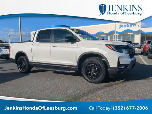 Certified 2025 Honda Ridgeline TrailSport+ image 1