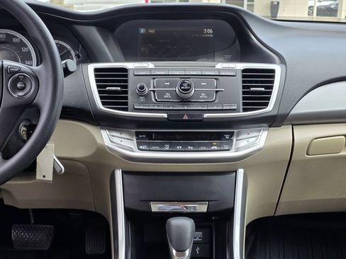 Used 2014 Honda Accord LX image 9