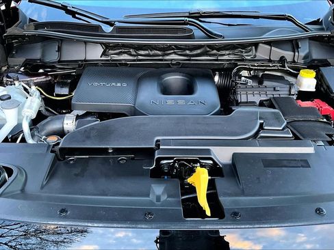 Used 2025 Nissan Murano SL image 23